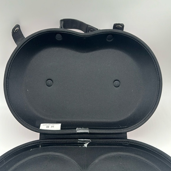 Portable Bra Bag (Bra Organizer for Travel) - Picture 3 of 4